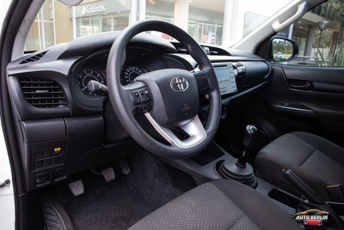 Toyota Hilux Dx