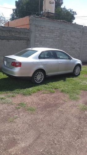 Imagen 5 de 6 de Volkswagen Bora 2007 2.5 Gli Mt