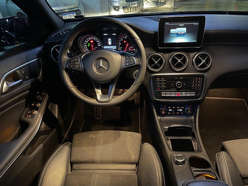 Mercedes-Benz A200 4 Cilindros 1.3L Turbo