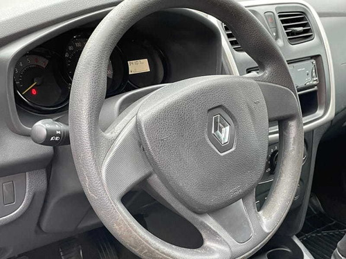 Renault Logan Auth 10