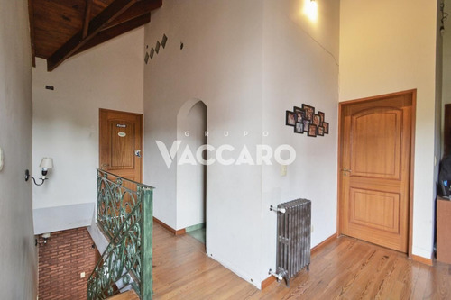 Imagen 23 de 30 de Casa En Venta Castelar Con Pileta