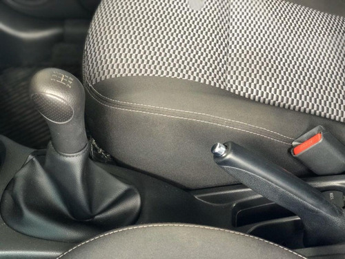 Nissan Versa 1.6 16v Flexstart S 2019