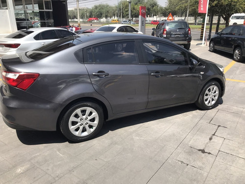 Imagen 9 de 15 de Kia Rio 2017 1.6 Sedan Lx Mt