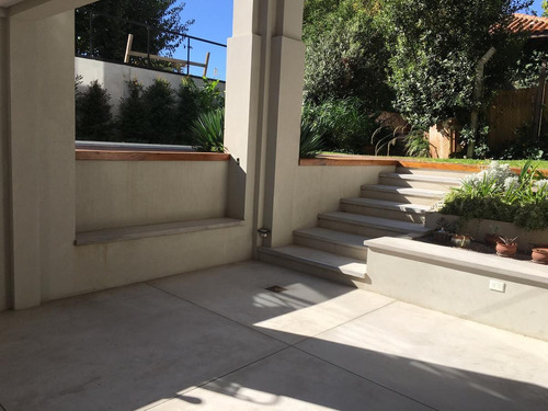 Imagen 3 de 11 de Casa Hecha A Nueva En Excelente Zona, Martínez Vias A Libertador