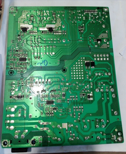 Fuente Hisense Rsag7.820.7748/roh 55h6g. (Usado)