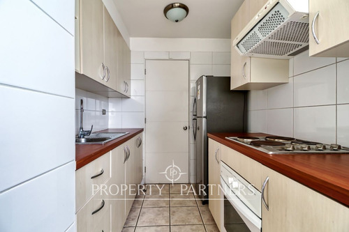 Arriendo Departamento Frente A Espacio Urbano Y Mu...