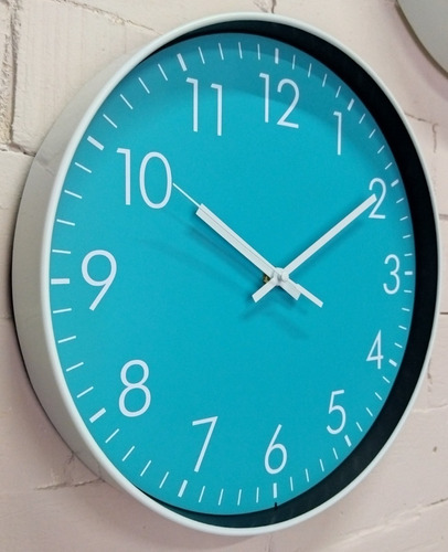Reloj De Pared 3010 Verde Con Blanco Silencioso