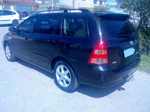 Toyota Fielder 2005 Automática Com Procedência