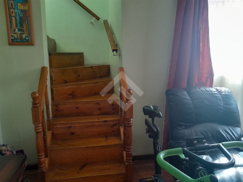 Casa En Venta De 4d Y 3b En Sector Valencia, Quilpué