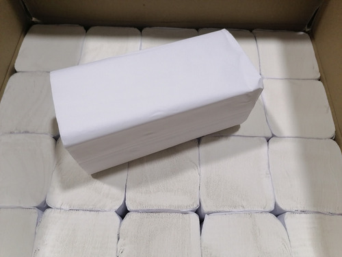 Imagen 2 de 5 de Toalla Papel Interfoliada Clinic Por 20 Paquete De 200 Hojas