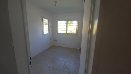 Imagen 19 de 28 de Duplex Tipo Casa Lomas De Zamora
