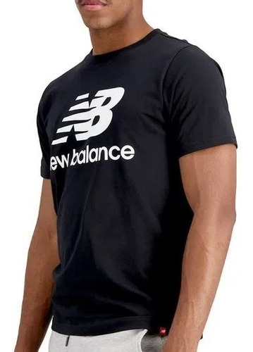 Imagen 2 de 6 de Remera New Balance Hombre Essentials Logo 65083
