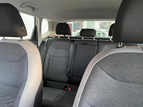 Imagen 15 de 25 de Volkswagen Taos Comfortline 1.4 250 Tsi At 150 Cv 2022 0km 2