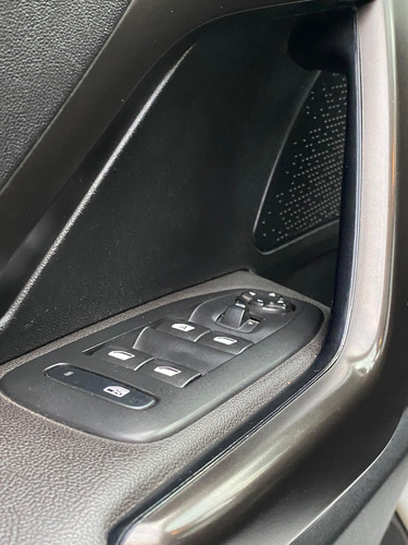 Peugeot 2008 1.6 Feline
