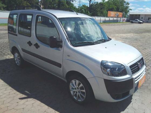 Imagem 5 de 9 de Fiat Doblò 1.8 Mpi Essence 7l 16v Flex 4p Manual