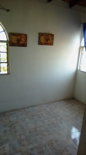 Se Vende Casa En Urb. Los Castores -san Joaquin.