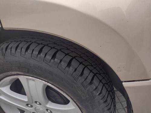 Imagen 2 de 16 de Suzuki Grand Vitara J3