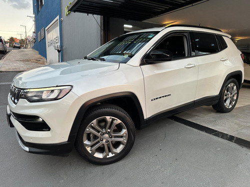 Jeep Compass LONG. T270 1.3 TB 4x2 Flex Aut.
