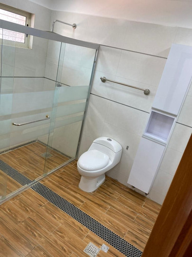 Imagen 5 de 14 de Town House En Naguanagua, Doral Park Naguanagua