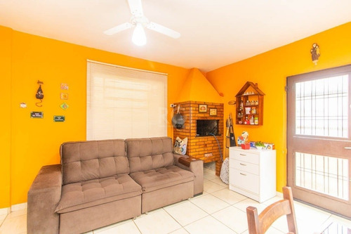 Casa Em Santa Tereza Com 3 Dormitórios - Ot7664