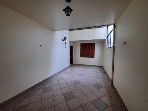 Imagem 13 de 28 de Casa Residencial De 450m² No Pantanal. - Ca1750