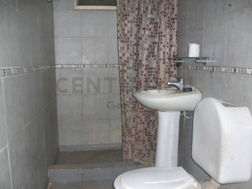Imagen 15 de 23 de Venta Casa Multifamiliar 5 Ambientes Garage Y Local Comercial Esquina