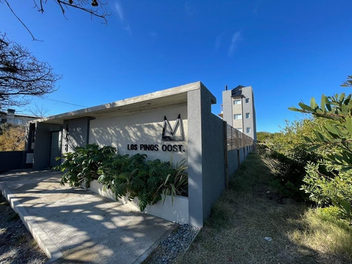 Imagen 2 de 20 de Los Pinos -moderno Departamento Frente Al Mar