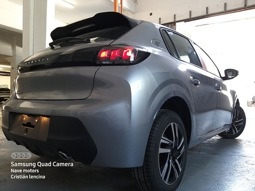 Imagen 14 de 25 de Peugeot 208 Roadtrip 1.6l Am23 0km L