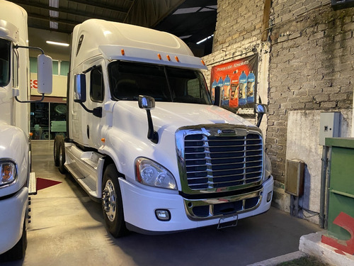 Imagen 7 de 10 de Freightliner Cascadia 2015 Nacional 3 Meses De Garantia