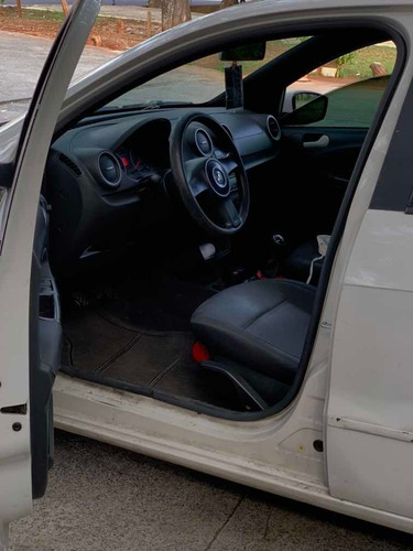 Volkswagen Gol 2014 1.0 Trend Total Flex 5p