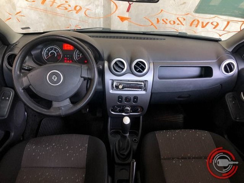 Renault Logan Expression 1.0 16v Hi-flex