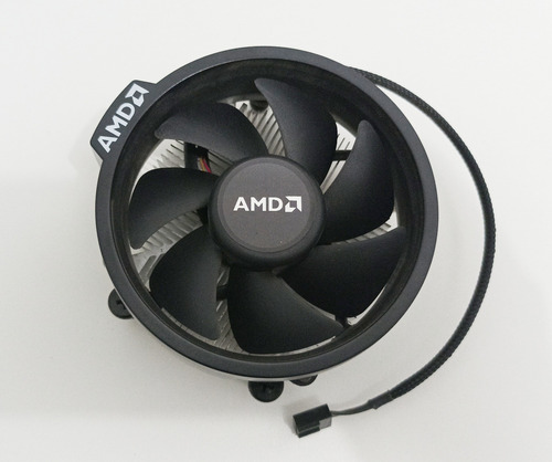 Amd Ryzen 3 2200g 3.7ghz Turbo Quad Core 6mb Radeon Vega 8 (Usado)