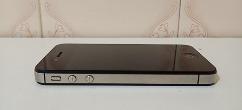 Celular Apple Iphone 4s 16gb 512mb Modelo: A1387 - Usado Preto (Usado)