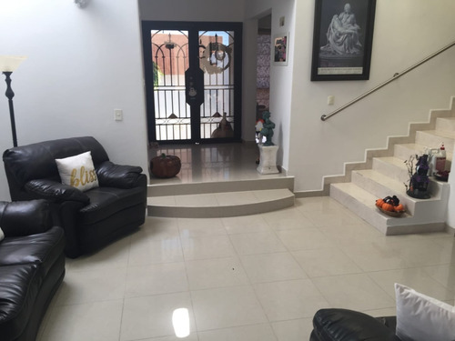 Imagen 6 de 14 de Casa En Venta En Villas De Irapuato