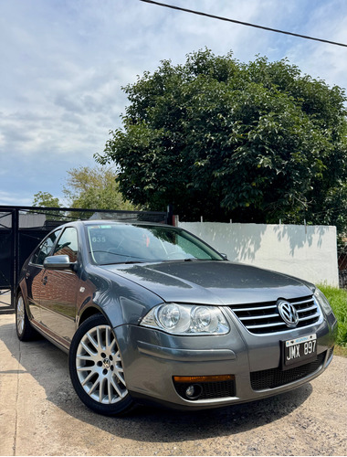 Volkswagen Bora 1.8 Highline T 180cv Cuero