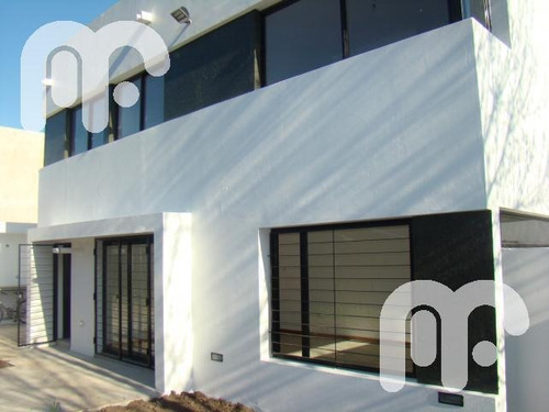 Imagen 15 de 30 de Venta Casa Complejo De Viviendas En City Bell