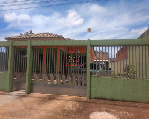 Imagem 2 de 7 de Casa Em Parque Lago, Formosa/go De 238m² 3 Quartos À Venda Por R$ 265.000,00 - Ca1518190-s