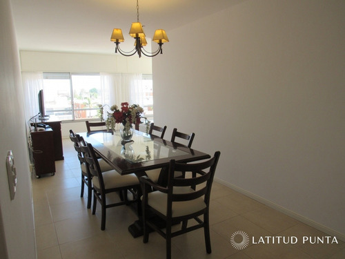 Apartamento En Península- Ref: 826