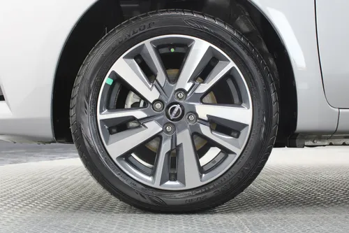 Nissan March 1.6 Exclusive Mt