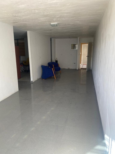 Imagen 9 de 17 de Apartamento Con Adelanto A Estrenar