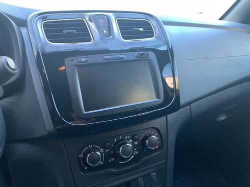 Renault Sandero 1.6 16v Zen