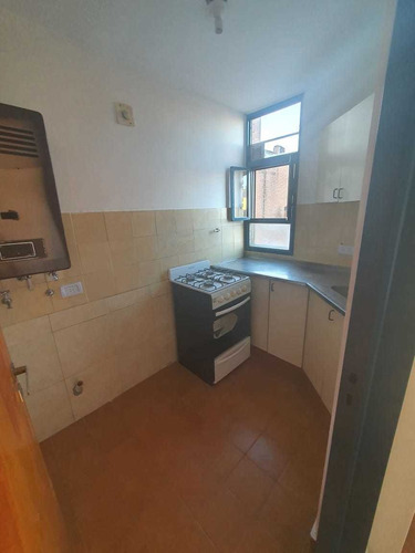 Imagen 7 de 9 de Nueva Cordoba - Chile 192 - Depto 1 Dorm. En Venta