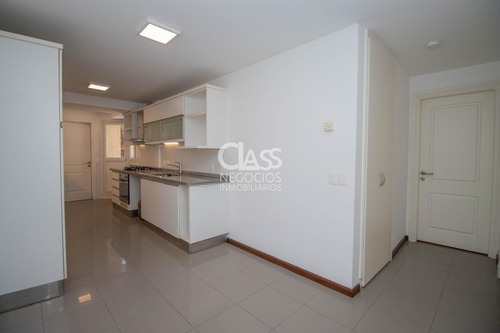 Imagen 22 de 30 de Venta Apartamento En Punta Carreta, Frente Al Club De Golf.
