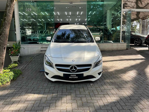 Imagem 2 de 8 de Mercedes-benz Cla 200 1.6 Urban 16v Flex 4p Automático