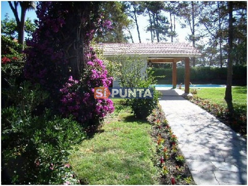 Imagen 8 de 9 de Casa En Venta - Playa Mansa
