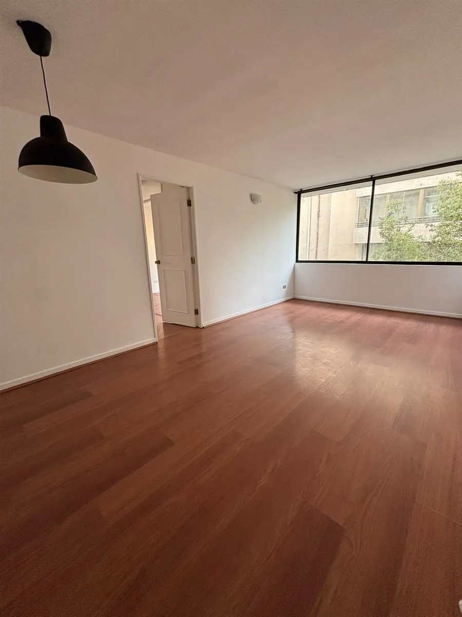Imagen 3 de 19 de Depto En Arriendo 2 Dorm. Estacionamiento - Plaza Las Lilas