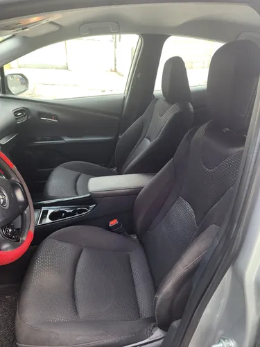 Toyota Prius 1.8 Base Cvt
