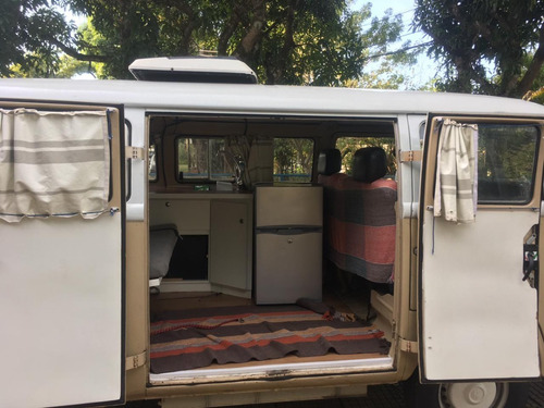 Imagem 9 de 13 de Motorhome Kombi 2020 100% Revisada Acabamento Top