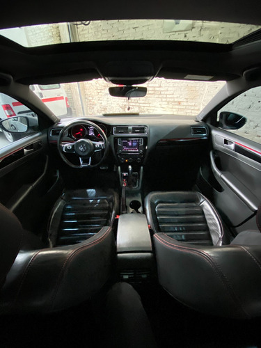 Imagen 12 de 16 de Volkswagen Vento Gli Dsg + Nav