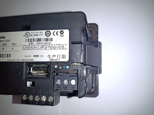 Ihm Painel View C200 2711c-f2m Ser B Allen Bradley (Usado)
